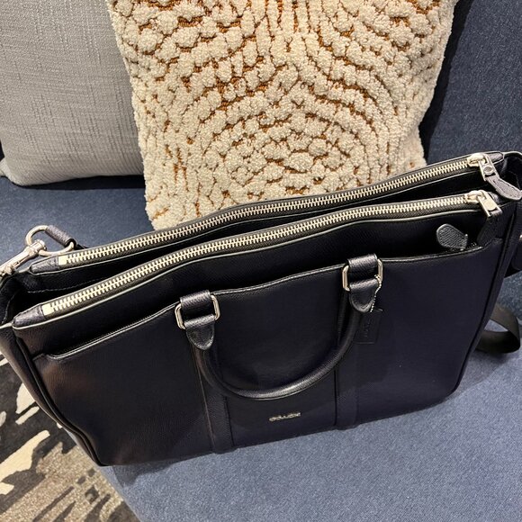 Coach Men's Briefcase with strap - Picture 7 of 7